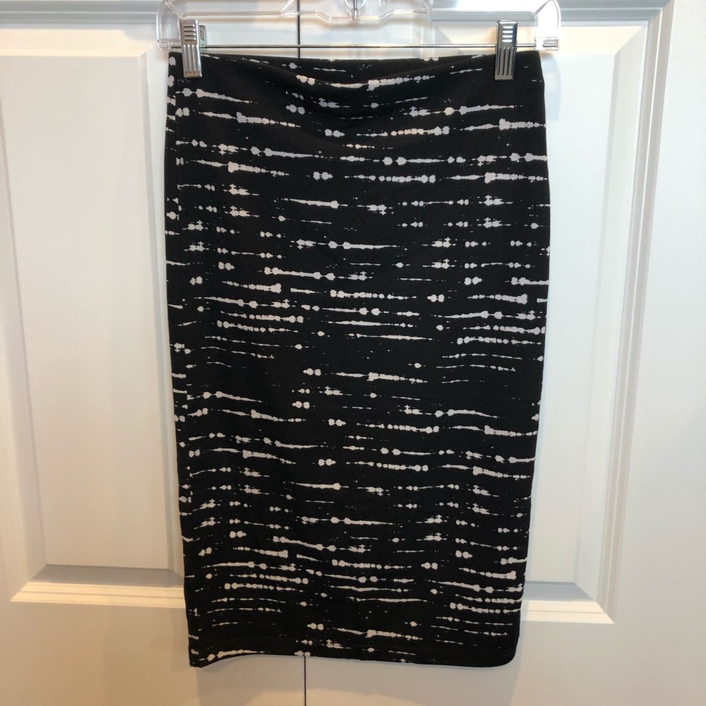 Modern Pencil Skirt